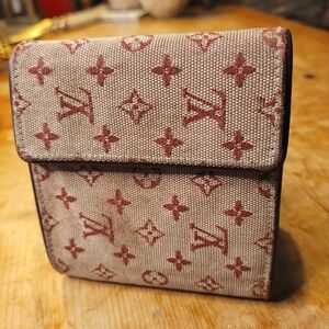 Louis Vuitton Monogram Bifold Unisex Wallet